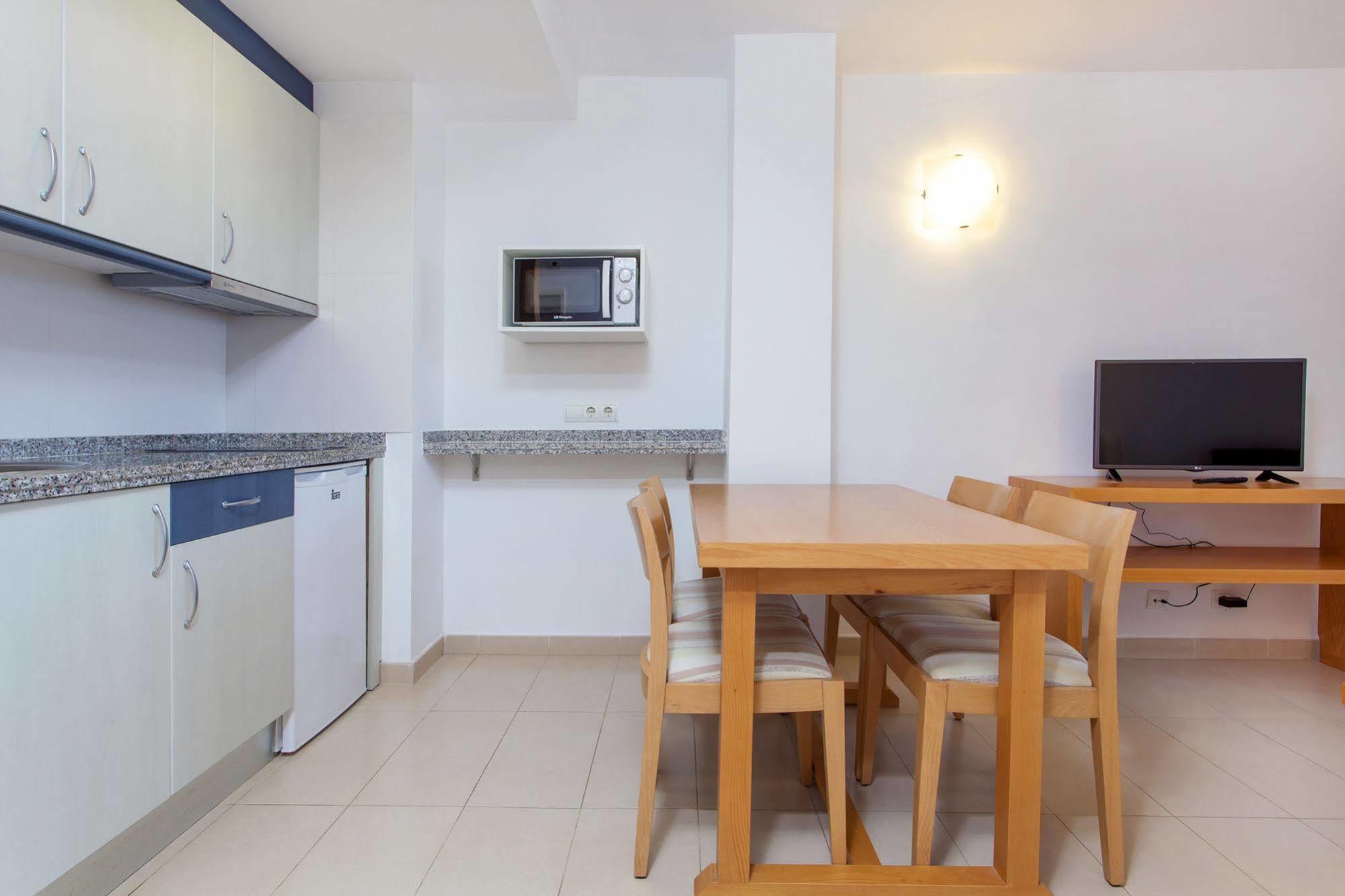 Apartamentos Mar Y Playa Ibiza Town Luaran gambar